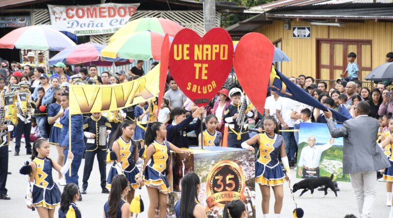 Napo: Cantón El Chaco celebro su aniversario y realizo su desfile cívico estudiantil