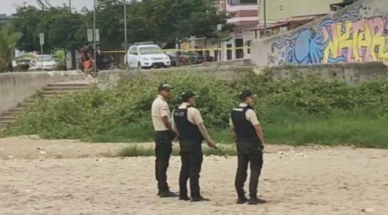 Ecuador: TRES PERSONAS HALLADAS MUERTAS EN UNA PLAYA