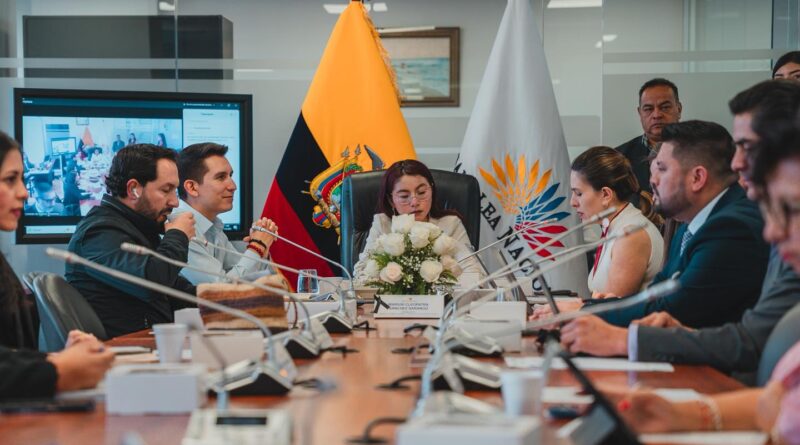 (publinota) Comisión de régimen económico de la Asamblea recibió al Prefecto de Pastaza