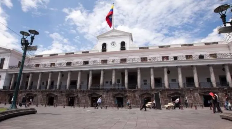 Noboa traslada temporalmente la sede del Ejecutivo a Latacunga