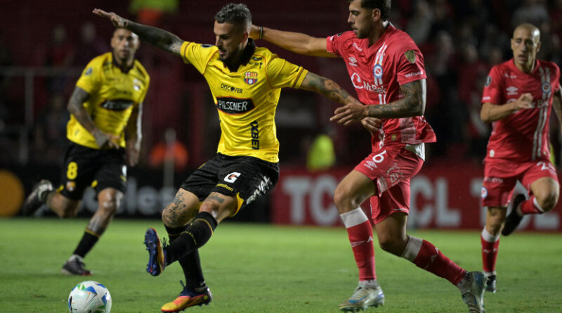 Barcelona a lo «ídolo» gano en Buenos Aires a Argentinos JR y se clasifico a la tercera ronda de la copa libertadores