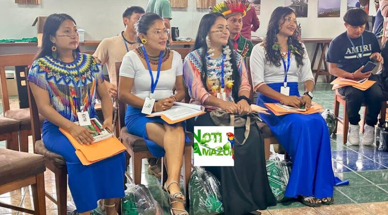 Pastaza: 𝗡𝗨𝗘𝗩𝗔𝗦 𝗚𝗘𝗡𝗘𝗥𝗔𝗖𝗜𝗢𝗡𝗘𝗦 𝗙𝗢𝗥𝗧𝗔𝗟𝗘𝗖𝗘𝗡 𝗟𝗔 𝗗𝗜𝗣𝗟𝗢𝗠𝗔𝗖𝗜𝗔 𝗜𝗡𝗗𝗜́𝗚𝗘𝗡𝗔 𝗗𝗘𝗦𝗗𝗘 𝗟𝗔 𝗔𝗠𝗔𝗭𝗢𝗡𝗜́𝗔.