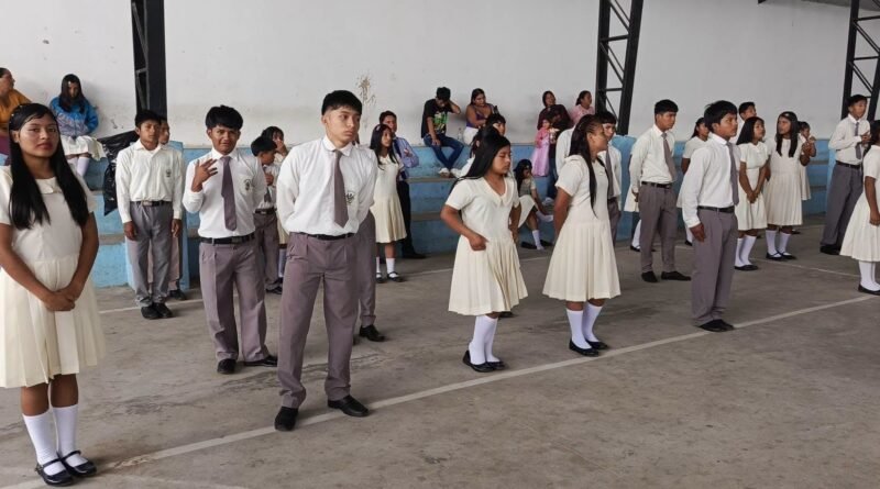 Pastaza: Unidad shuar Chuwitayu realizo el acto de juramento a la bandera